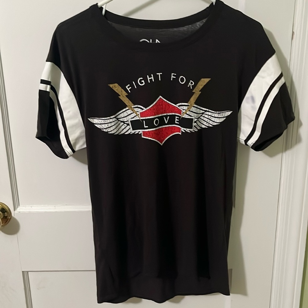 Chaser Tee. Size M